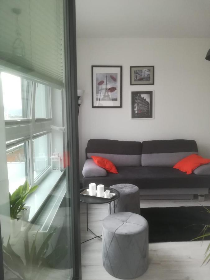 Obroncow Wybrzeza Appartement Gdańsk Buitenkant foto