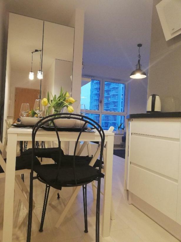 Obroncow Wybrzeza Appartement Gdańsk Buitenkant foto
