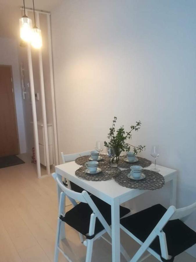 Obroncow Wybrzeza Appartement Gdańsk Buitenkant foto